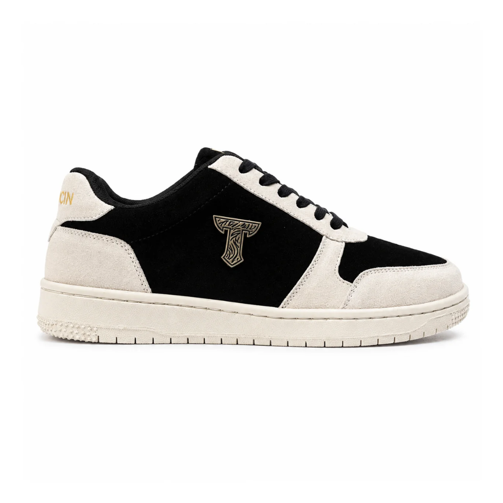 The Woodland Fox -- Black Cream Shoes