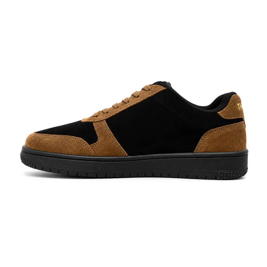 Woodland Fox — Matte Black & Warm Cream